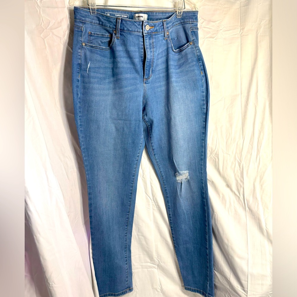 Sonoma Curvy Skinny Jeans Size 16